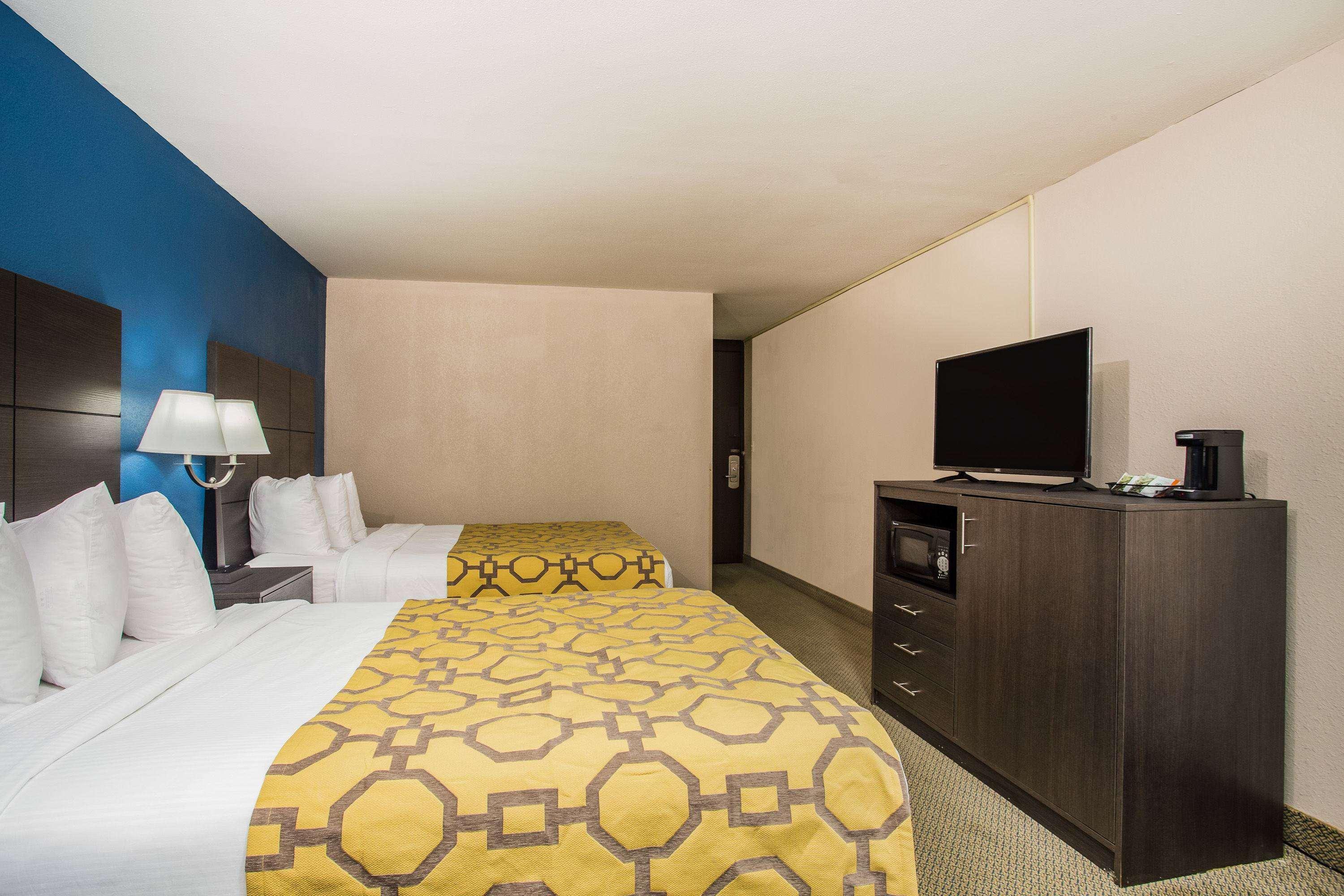 Baymont By Wyndham Appleton Hotel Eksteriør billede